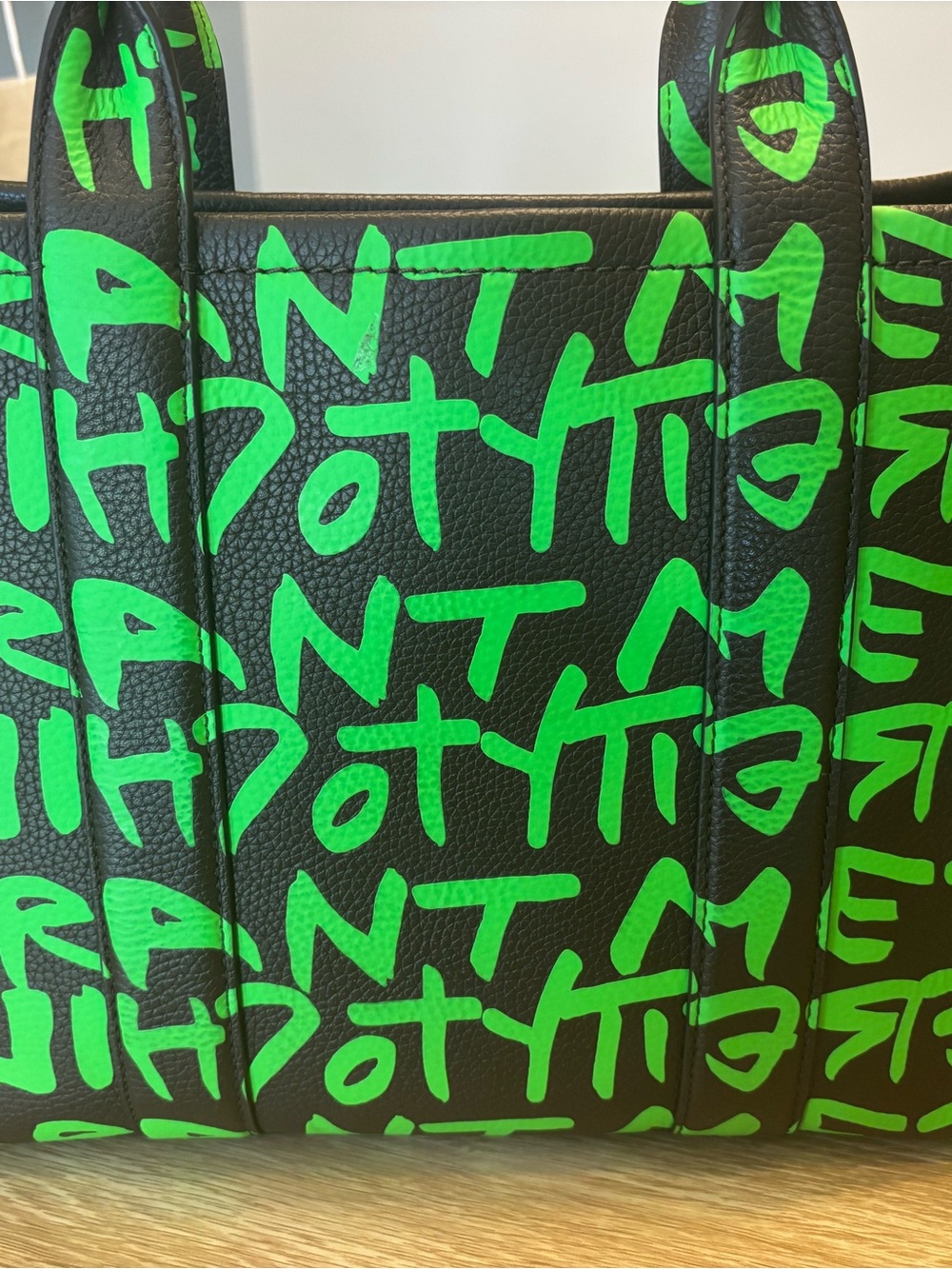 Marc Jacobs Black & Neon Green The Tote Bag - Sprouse limited edition - Picture 3 of 11